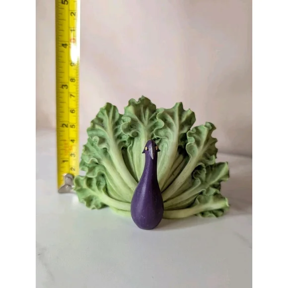 🖤 Enesco Home Grown Vegetable Eggplant Cabbage Lettuce Peacock ‘08 *Chipped* - Picture 2 of 4